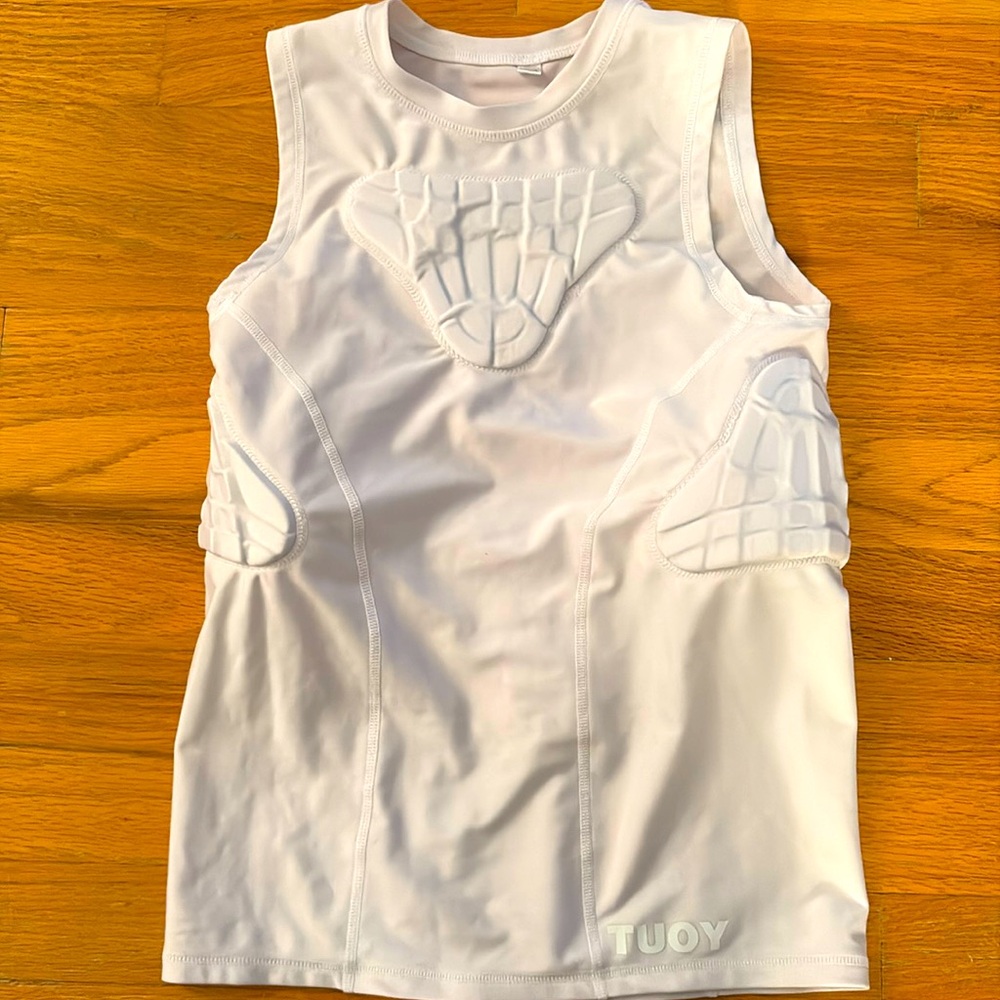 Tuoy Youth Padded Shirt. Size Medium